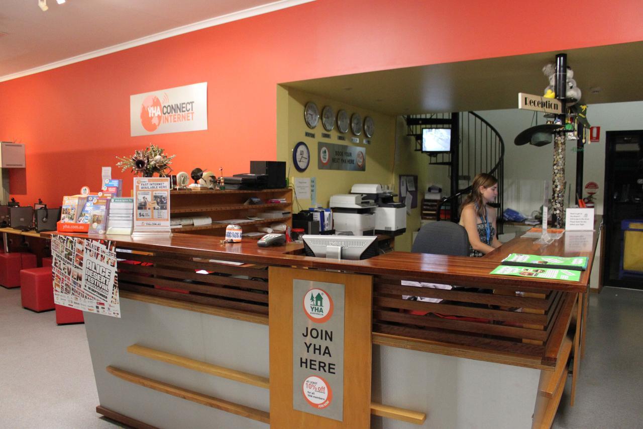 Yha Alice Springs Hostel Exterior photo