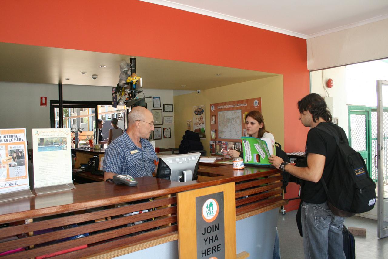 Yha Alice Springs Hostel Exterior photo
