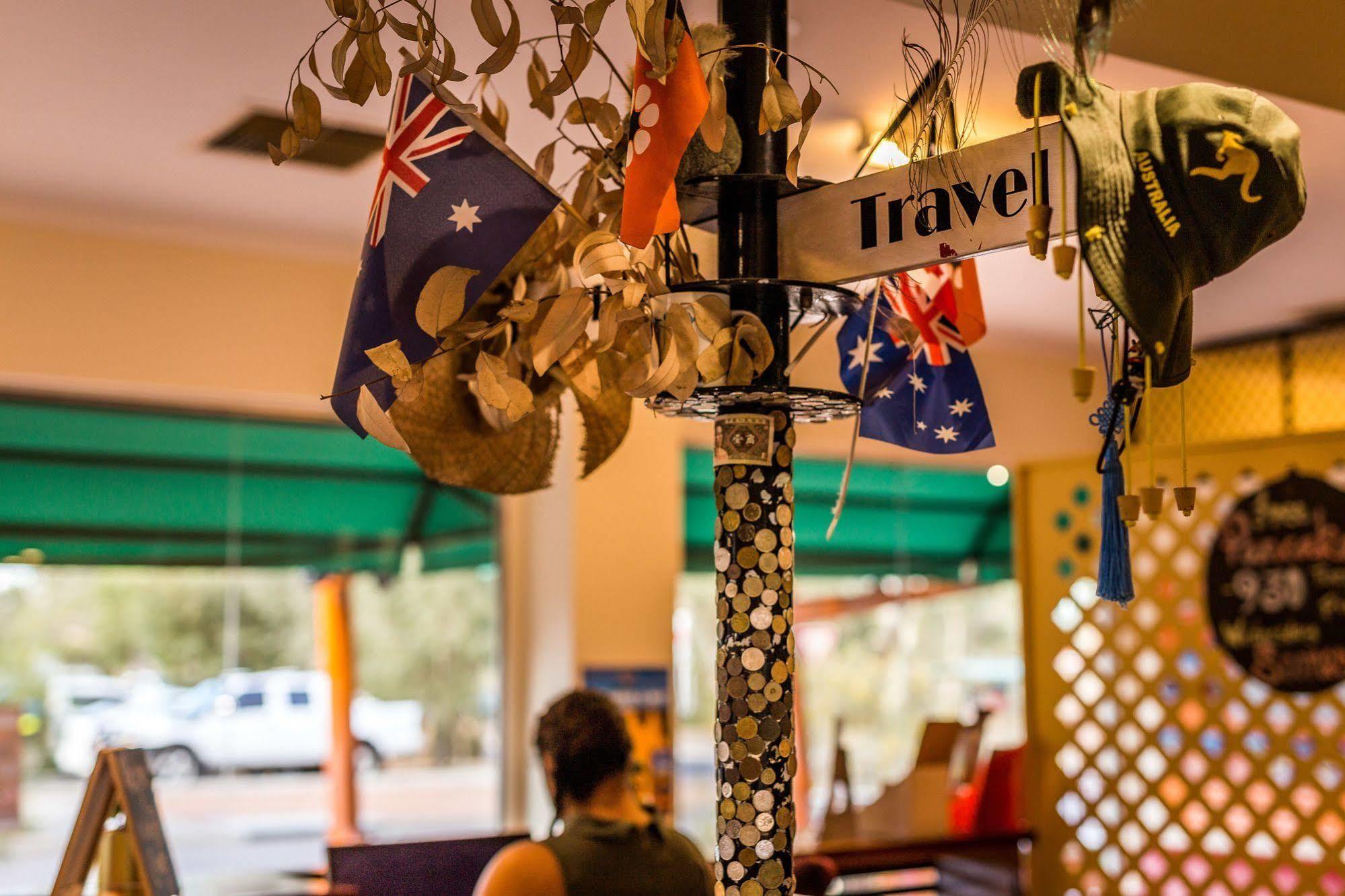 Yha Alice Springs Hostel Exterior photo